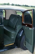 Bentley Mark V Saloon by Park Ward 1939 года